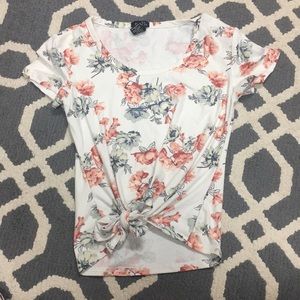 Floral knotted crop top